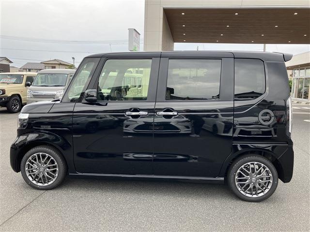 ホンダ Ｎ　ＢＯＸ カスタム ６６０ ターボ R7年 (中国) 99