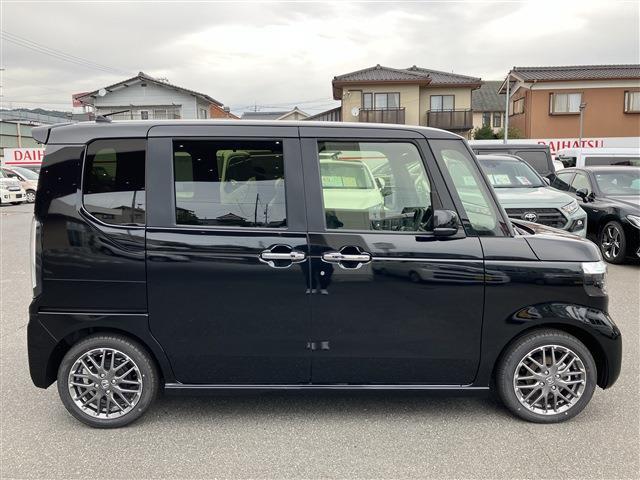 ホンダ Ｎ　ＢＯＸ カスタム ６６０ ターボ R7年 (中国) 99