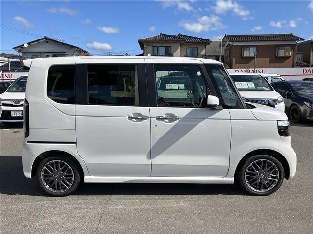ホンダ Ｎ　ＢＯＸ カスタム ６６０ ターボ R7年 (中国) 99