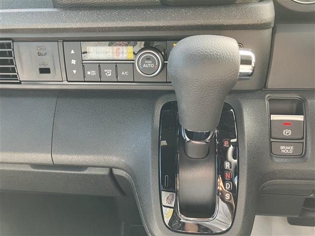 ホンダ Ｎ　ＢＯＸ カスタム ６６０ ターボ R7年 (中国) 99