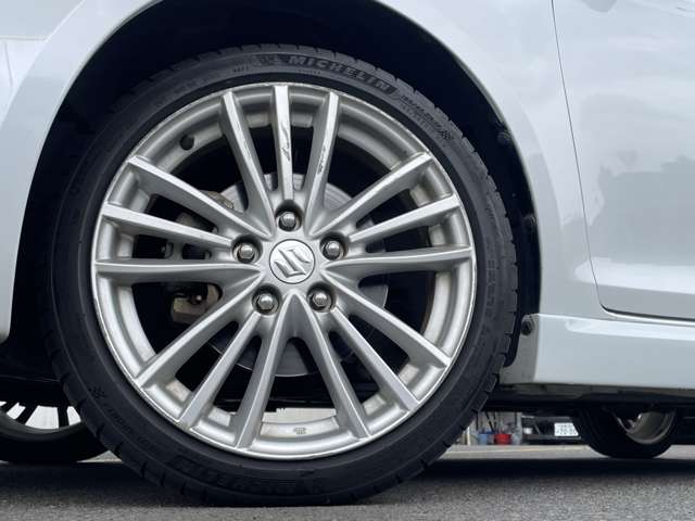 スズキ スイフト １．６ スポーツ H27年 (関東) 99