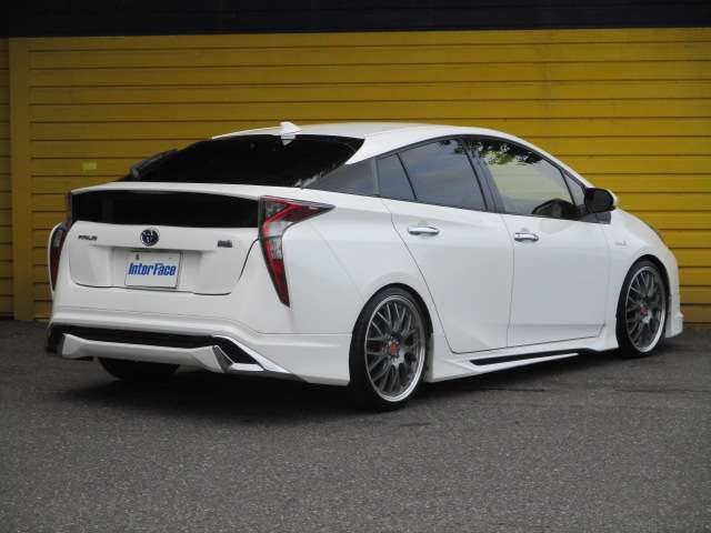 トヨタ プリウス １．８ Ｓ H29年 (関東) 99
