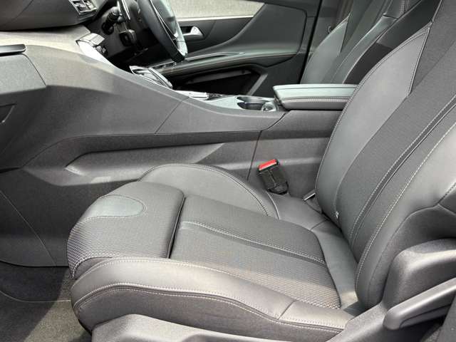 プジョー ３００８ ＧＴ R4年 (関東) 99
