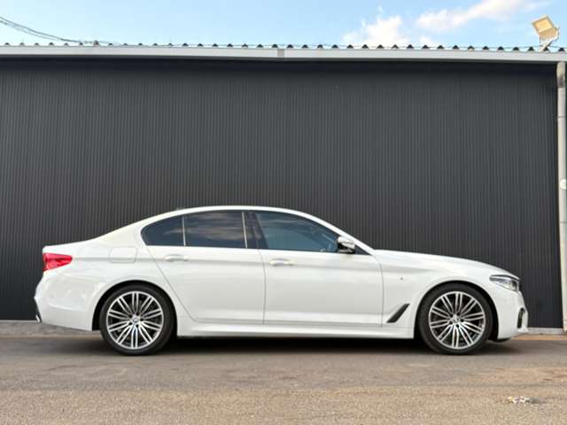 ＢＭＷ ５シリーズ ５２３Ｄ Ｍスポーツ ディーゼルターボ H29年 (関東) 99