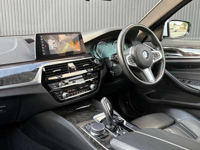 ＢＭＷ ５シリーズ ５２３Ｄ Ｍスポーツ ディーゼルターボ H29年 (関東) 99