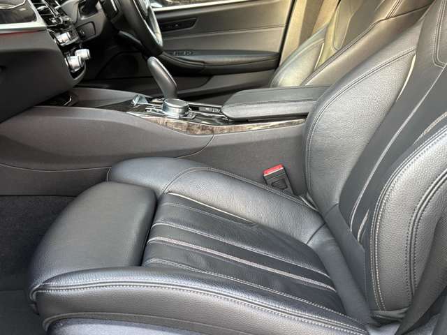 ＢＭＷ ５シリーズ ５２３Ｄ Ｍスポーツ ディーゼルターボ H29年 (関東) 99