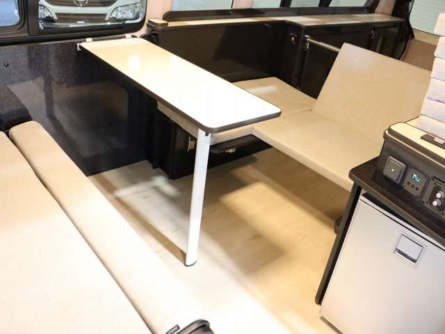 トヨタ ハイエースバン キャンピング R5年 (北海道) 99