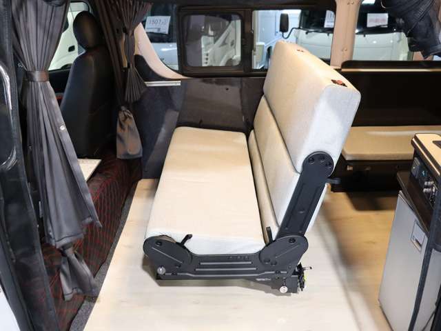 トヨタ ハイエースバン キャンピング R5年 (北海道) 99