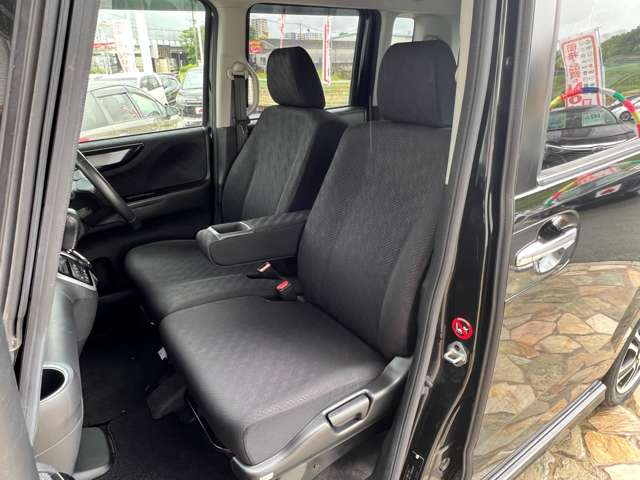ホンダ Ｎ　ＢＯＸ ６６０ カスタムＧ ＳＳパッケージ H25年 (九州・沖縄) 99