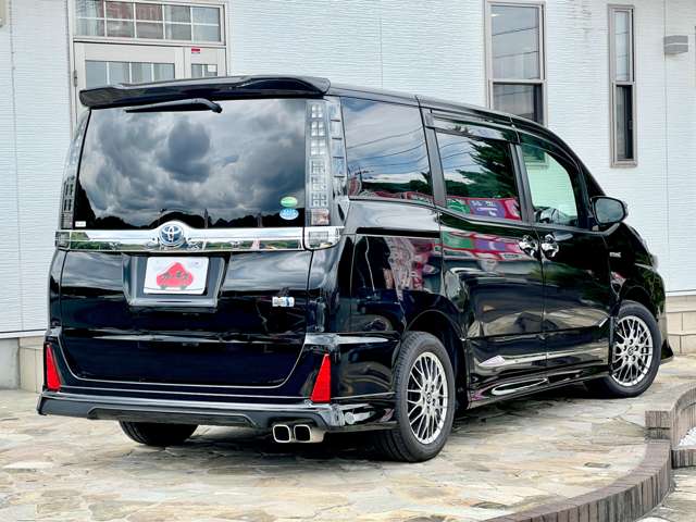 トヨタ ヴォクシー １．８ ハイブリッド ＺＳ 煌ＩＩ H28年 (九州・沖縄) 99