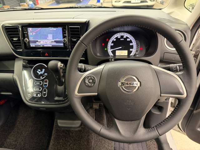 日産 デイズ　ルークス ６６０ Ｘ Ｖセレクション H29年 (近畿) 99