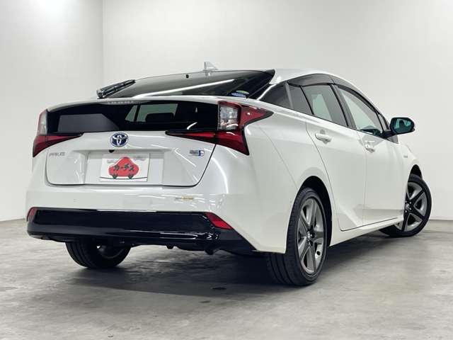 トヨタ プリウス １．８ Ａ ツーリングセレクション R1年 (近畿) 99