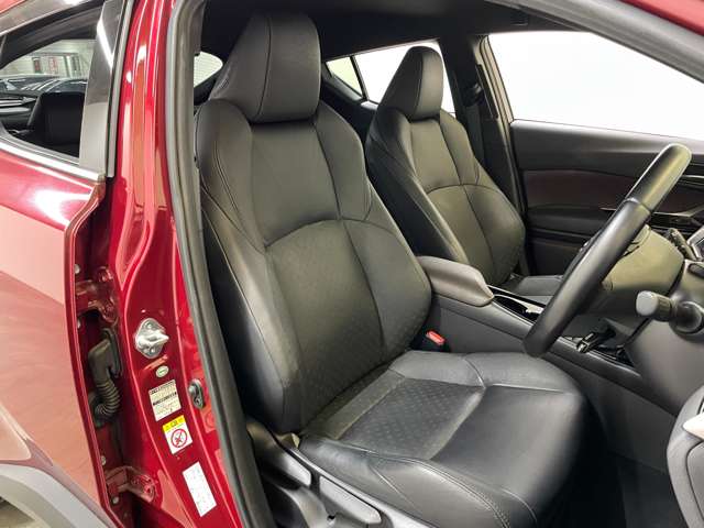 トヨタ Ｃ−ＨＲ ハイブリッド １．８ Ｇ H29年 (近畿) 99