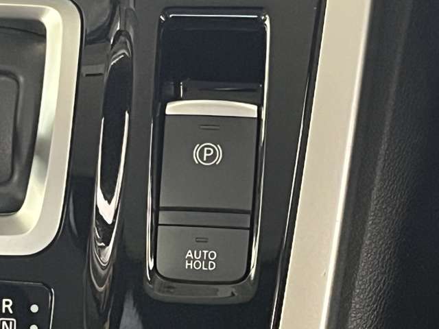 日産 セレナ １．２ Ｅ－ＰＯＷＥＲ ハイウェイスター Ｖ R1年 (東北) 99