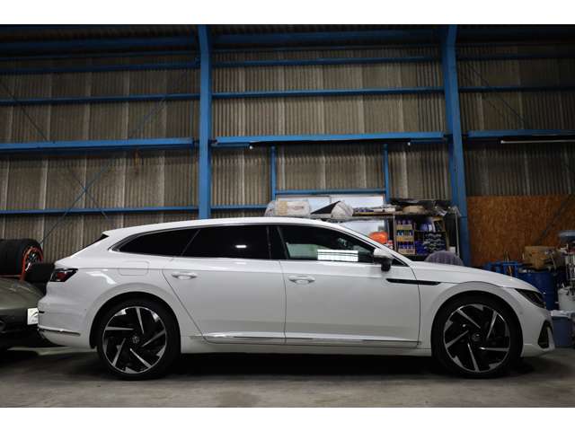 フォルクスワーゲン アルテオンシューティングブレーク ＴＳＩ ４モーション Ｒライン アドバンス ４ＷＤ R5年 (東海) 99