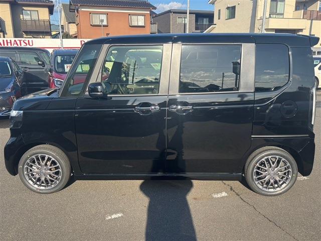ホンダ Ｎ　ＢＯＸ カスタム ６６０ ターボ R7年 (中国) 99