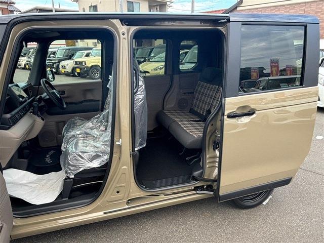 ホンダ Ｎ　ＢＯＸ ジョイ ６６０ ２トーン R6年 (中国) 99