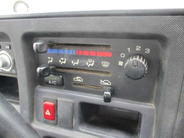 スバル サンバートラック ６６０ＣＣ H24年 (東海) 99