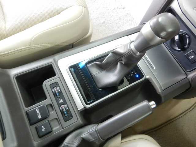 トヨタ ランドクルーザープラド ２．７ ＴＸ Ｌパッケージ ４ＷＤ R5年 (九州・沖縄) 99