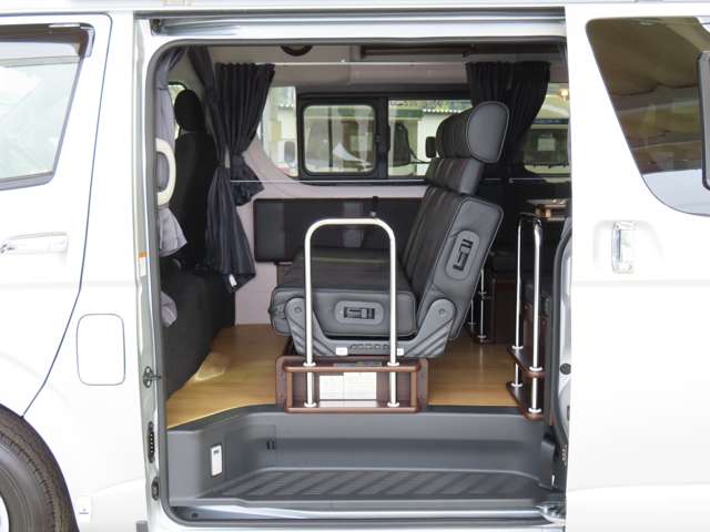 トヨタ ハイエースバン ドリームエーティ H30年 (関東) 99