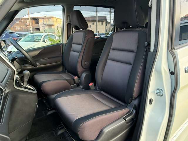 日産 セレナ ２．０ ハイウェイスター プロパイロット エディション H29年 (近畿) 99