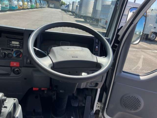 いすゞ エルフ ３．０ＤＴ H29年 (東海) 99