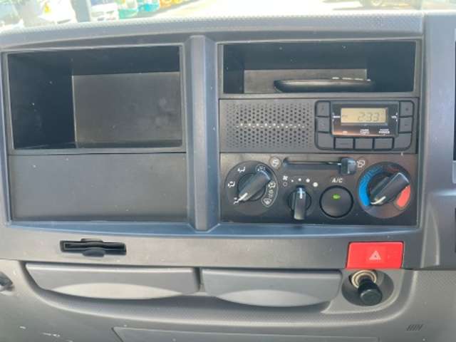 いすゞ エルフ ３．０ＤＴ H29年 (東海) 99