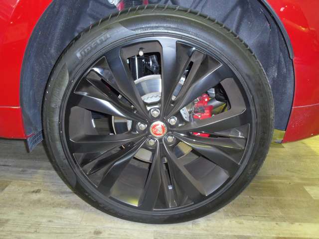ジャガー Ｆペイス Ｒダイナミック ＨＳＥ ２．０Ｌ Ｐ２５０ ４ＷＤ R3年 (近畿) 99