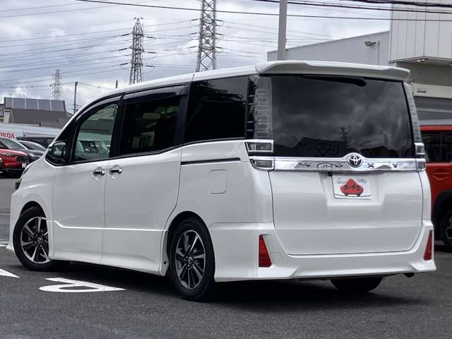 トヨタ ヴォクシー ２．０ ＺＳ 煌 H30年 (関東) 99