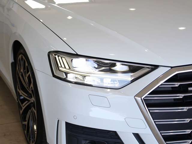 アウディ Ａ８ ５５ ＴＦＳＩ クワトロ ４ＷＤ H30年 (四国) 99
