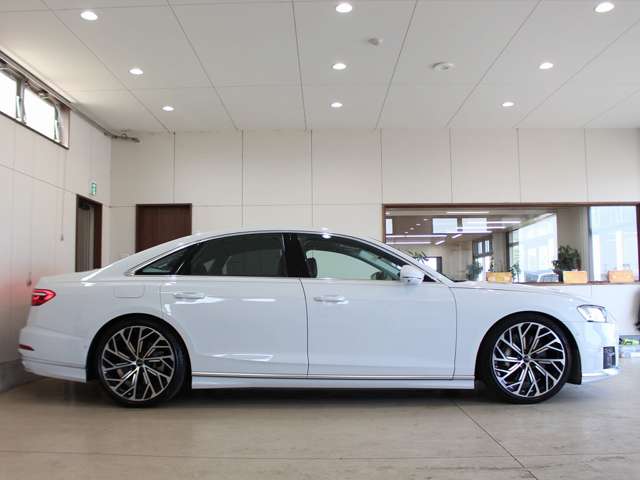 アウディ Ａ８ ５５ ＴＦＳＩ クワトロ ４ＷＤ H30年 (四国) 99