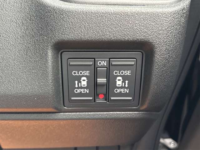 ホンダ Ｎ　ＢＯＸ カスタム ６６０ R7年 (近畿) 99