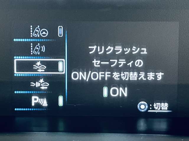 トヨタ プリウス １．８ Ａ ツーリングセレクション R1年 (近畿) 99