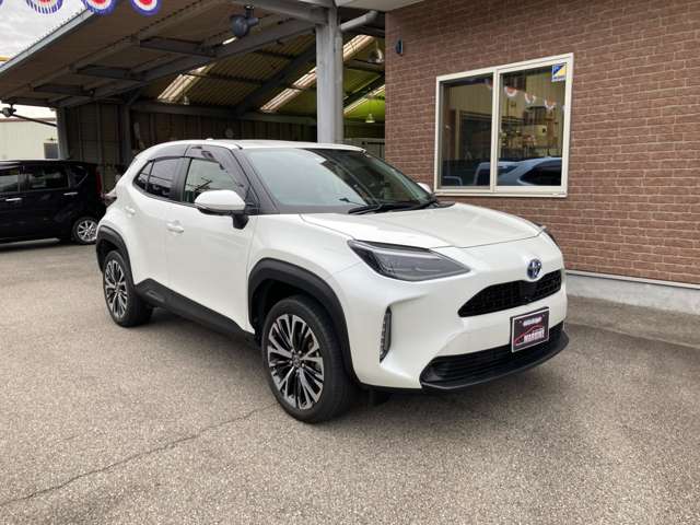 トヨタ ヤリスクロス　ハイブリッド １．５ ハイブリッド Ｚ Ｅ－ＦＯＵＲ ４ＷＤ R3年 (東海) 99