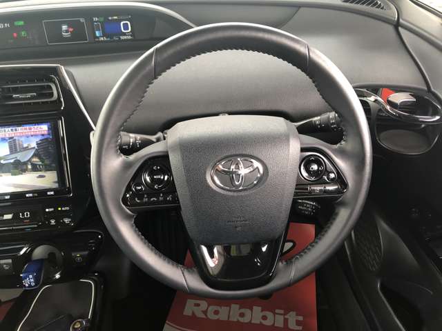トヨタ プリウス １．８ Ａ ツーリングセレクション R1年 (近畿) 99