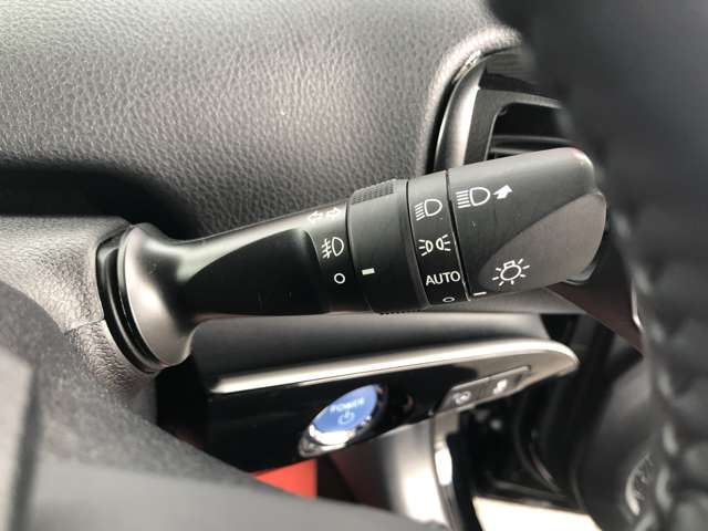 トヨタ プリウス １．８ Ａ ツーリングセレクション R1年 (近畿) 99