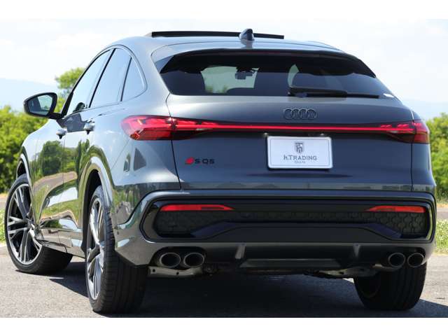 アウディ ＳＱ５　スポーツバック ３．０ ４ＷＤ R7年 (東海) 99