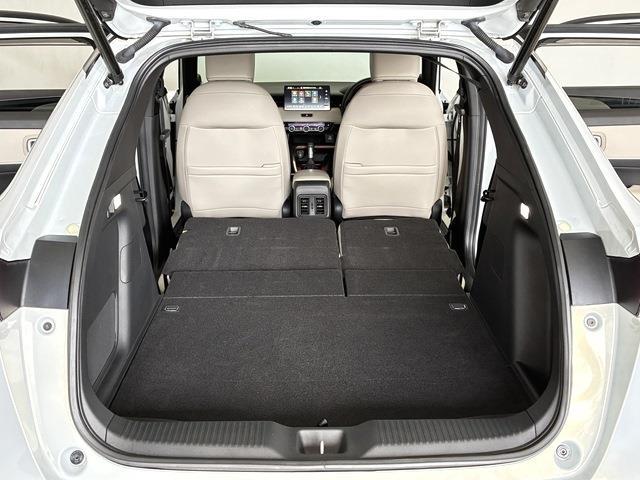 ホンダ ヴェゼル １．５ Ｅ：ＨＥＶ プレイ R4年 (中国) 99