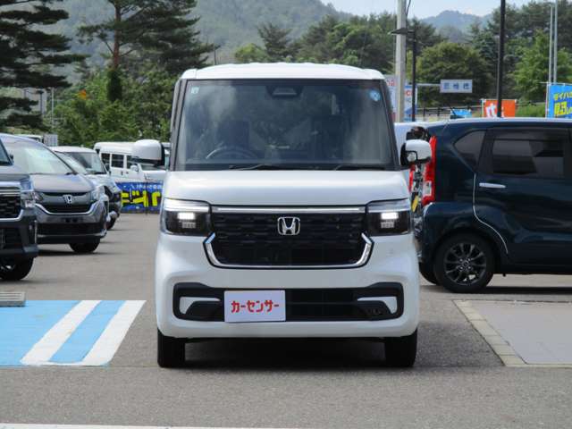 ホンダ Ｎ　ＢＯＸ カスタム ６６０ ４ＷＤ R8年 (東北) 99