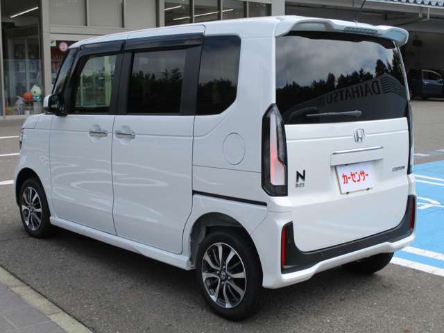 ホンダ Ｎ　ＢＯＸ カスタム ６６０ ４ＷＤ R8年 (東北) 99