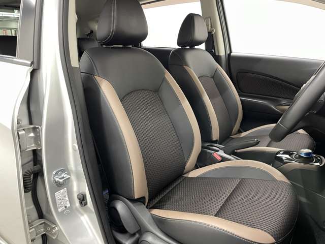 日産 ノート １．２ Ｅ－ＰＯＷＥＲ メダリスト H29年 (近畿) 99