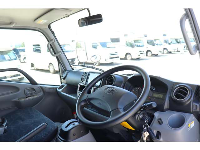 トヨタ カムロード 東和モータース H29年 (甲信越・北陸) 99