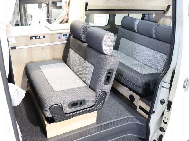 トヨタ ハイエースバン キャンピング R5年 (北海道) 99