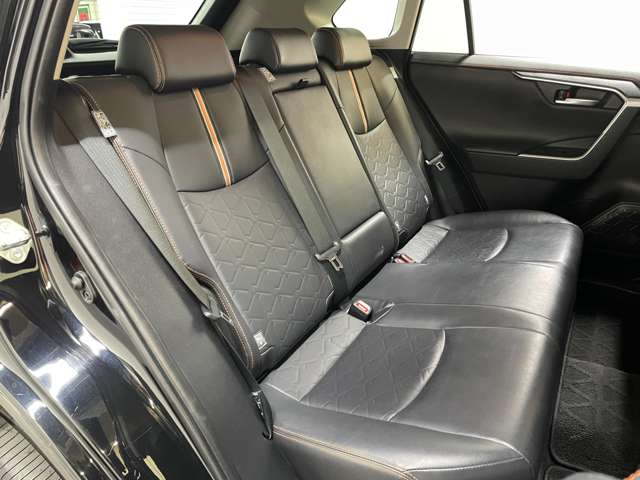 トヨタ ＲＡＶ４ ２．０ アドベンチャー ４ＷＤ R1年 (近畿) 99