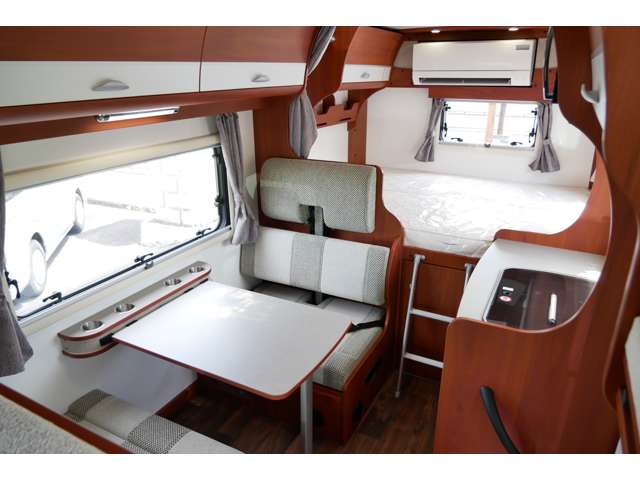 トヨタ カムロード 新車ＮＯＶＡ R8年 (四国) 99