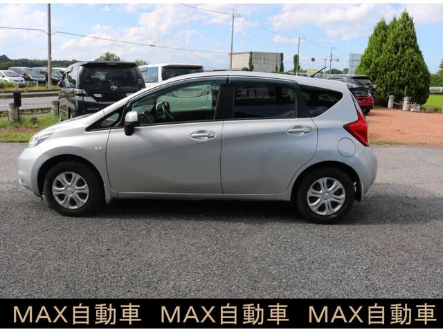 日産 ノート １．２ Ｘ H25年 (関東) 99