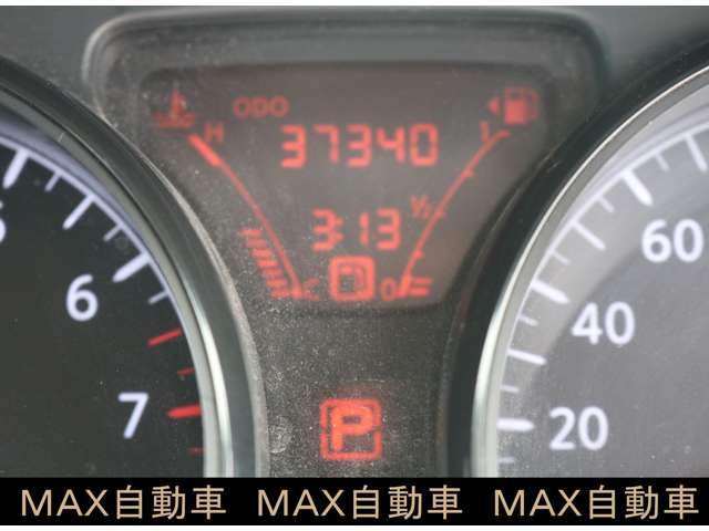 日産 ノート １．２ Ｘ H25年 (関東) 99