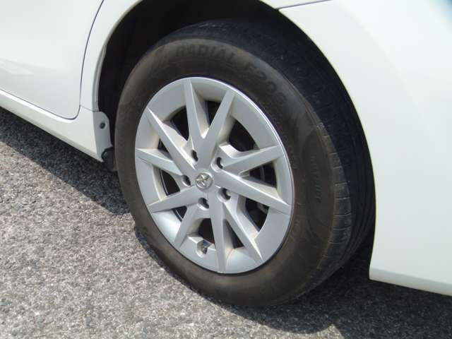 トヨタ プリウスΑ １．８ Ｓ H24年 (関東) 99