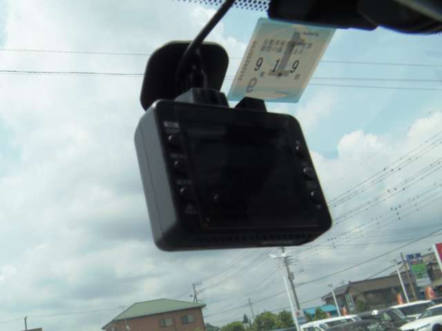トヨタ プリウスΑ １．８ Ｓ H24年 (関東) 99