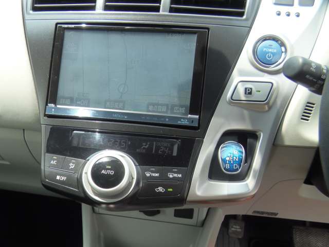 トヨタ プリウスΑ １．８ Ｓ H24年 (関東) 99